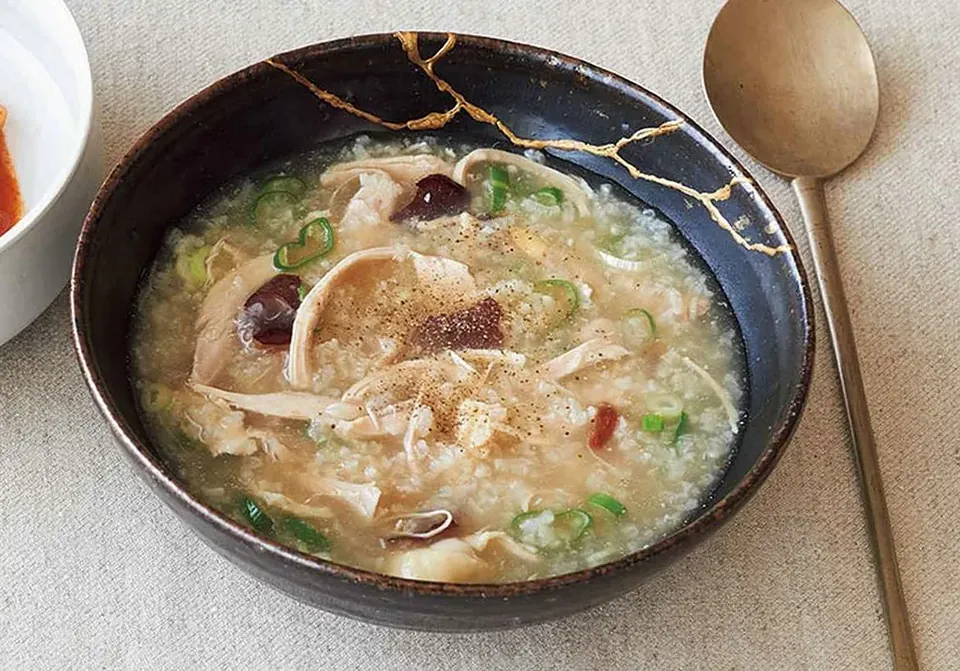 かんたん薬膳スープ「参鶏湯」のつくり方。鶏もも肉で手軽に！体調が優れない日にもおすすめの体が整う“韓国薬膳”レシピ／キム・ナレさん（料理家）
